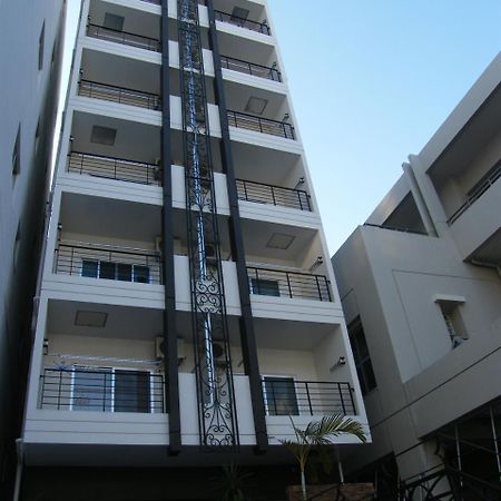 Sumuka Asato Station C-7 Apartment Naha Exterior foto